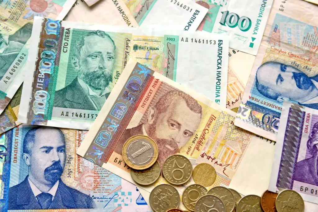 Bankbiljetten en munten van de munteenheid van Bulgarije, Bulgaarse Lev