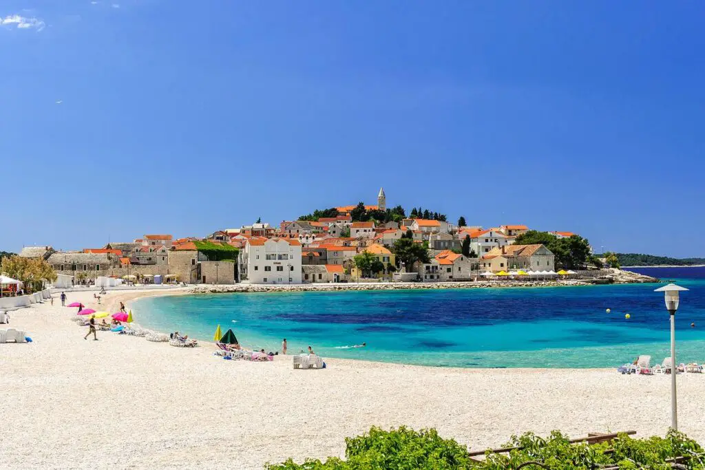 Strand van Mala Raduča Beach in Kroatië