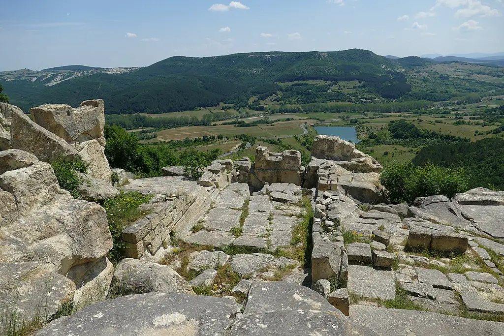Uitzicht vanaf Perperikon in Bulgarije