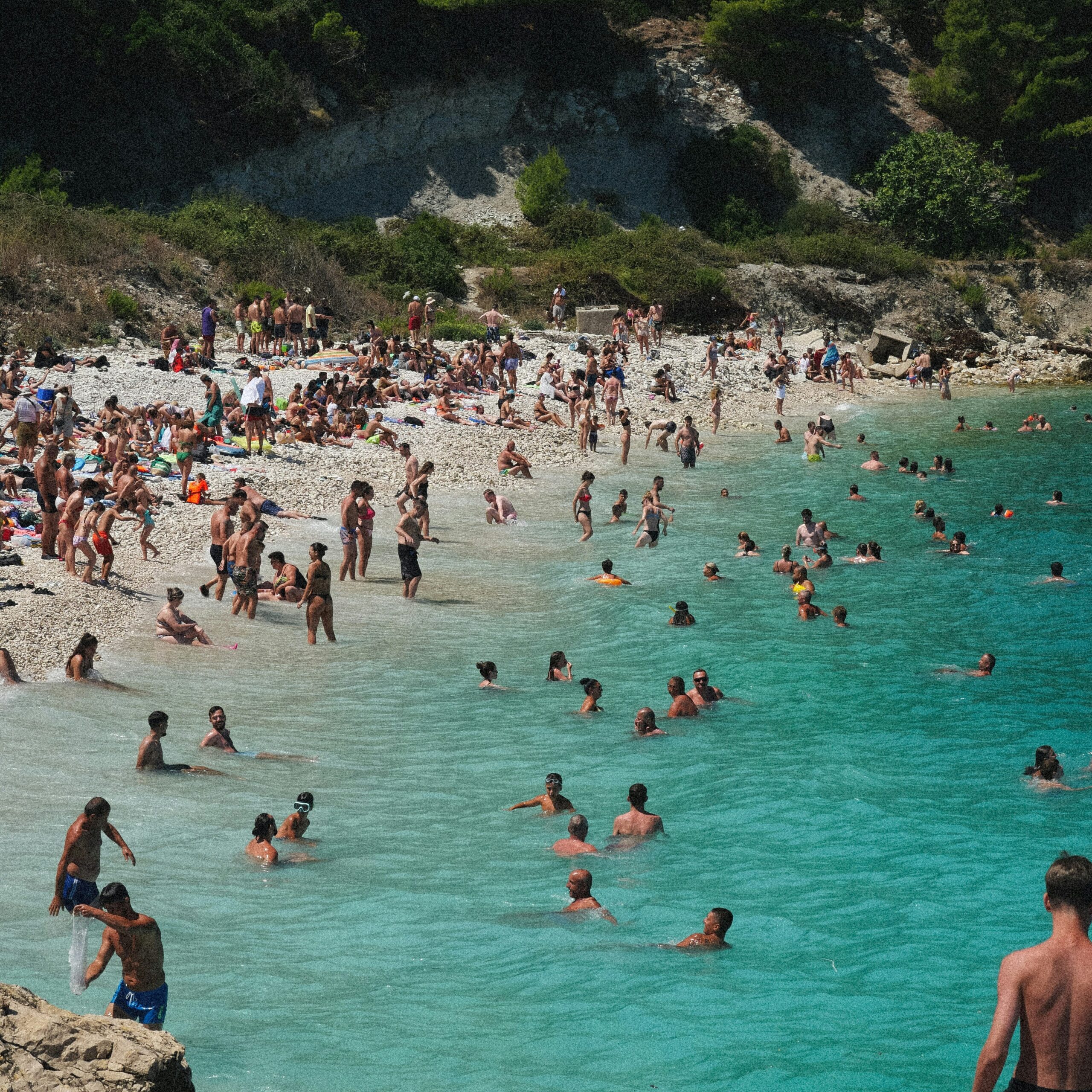 Strand in Albanië door TikTok